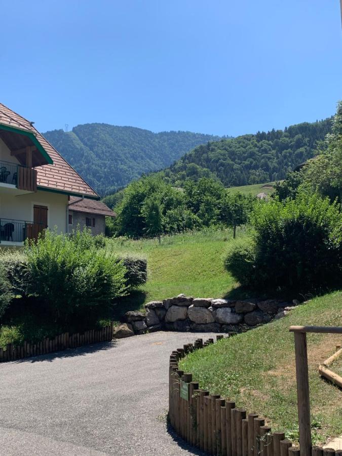Petit cocon entre lac, golf et montagne proche d'Annecy- Séjour tout compris Giez Exterior foto